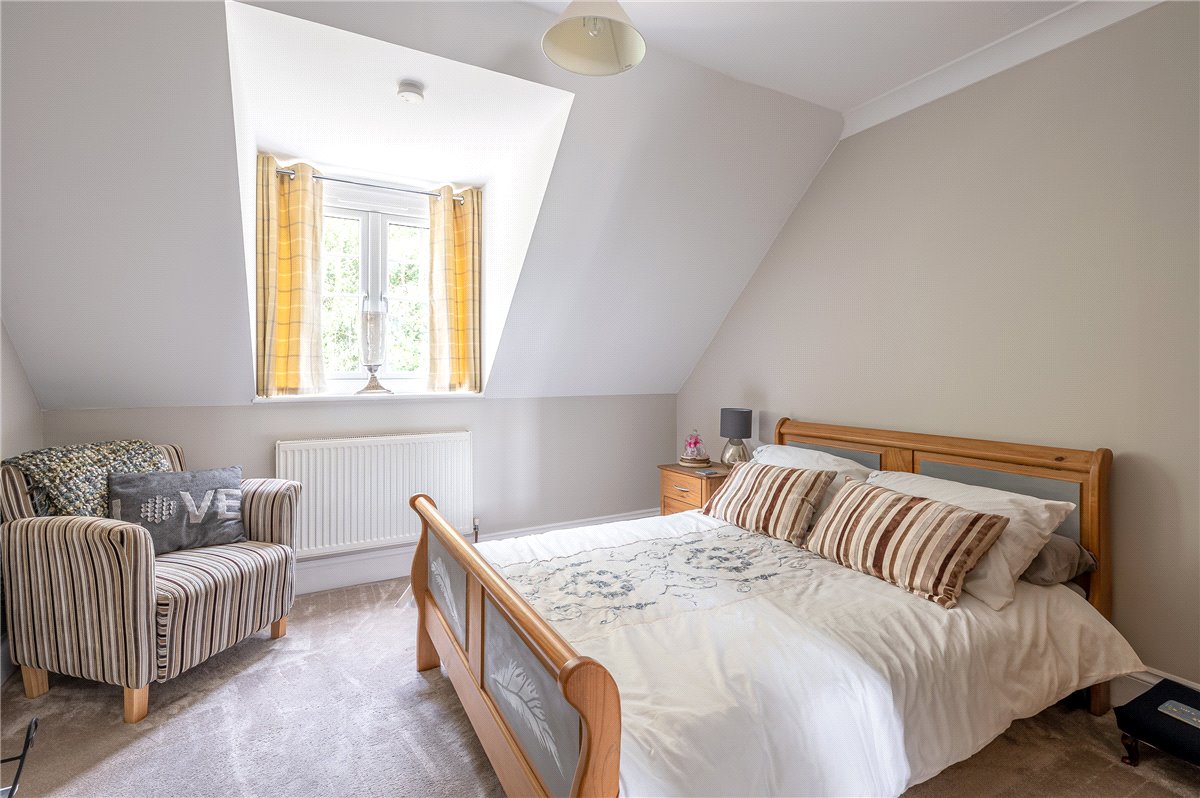 6 bedroom House, Selby Road, Riccall, YO19 - Available, Image 15