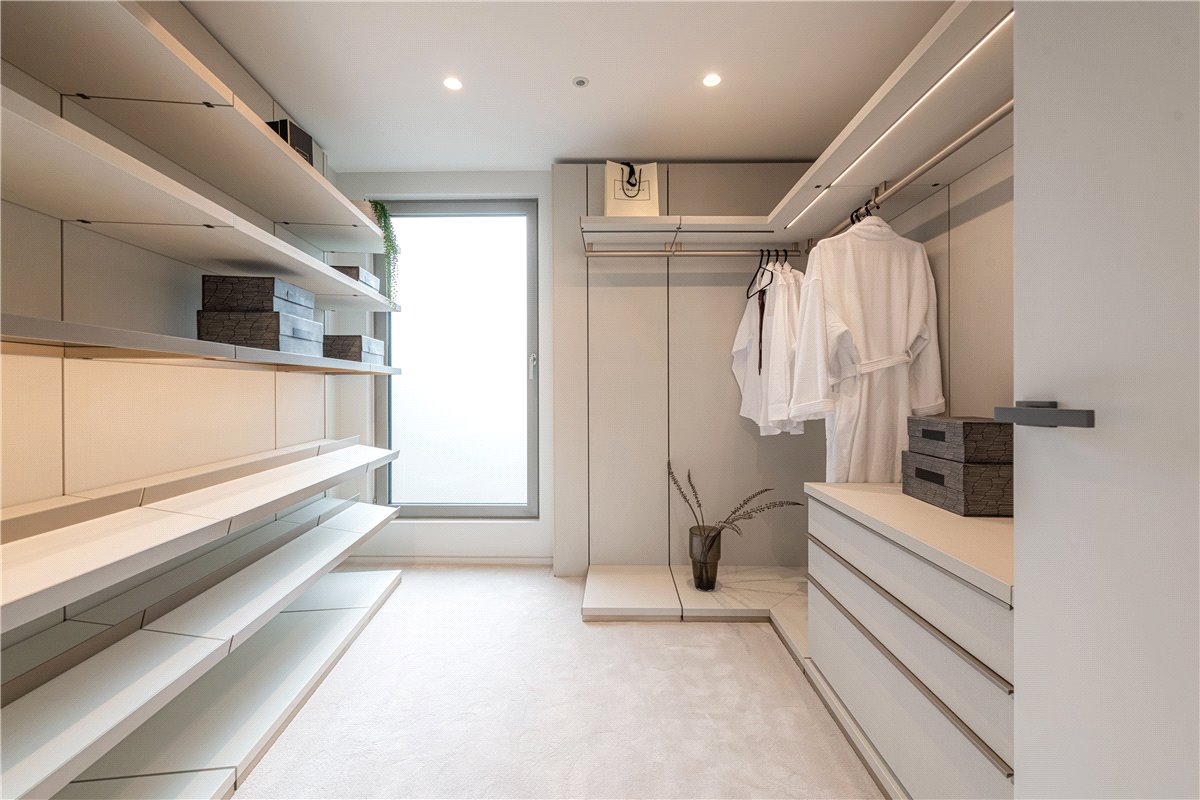 3 bedroom Maisonette, South Molton Street, Mayfair, W1K - Available, Image 22