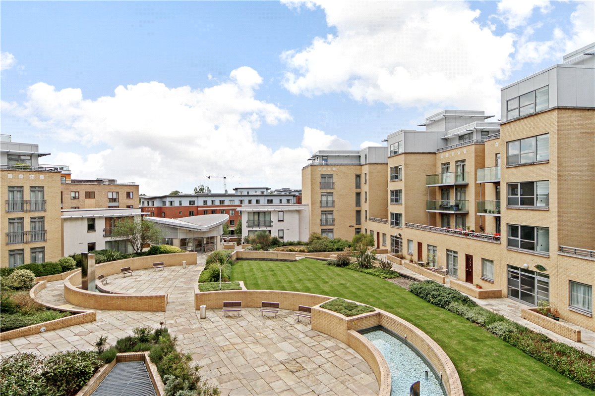 1 bedroom Flat, The Belvedere, Homerton Street, CB2 - Sold