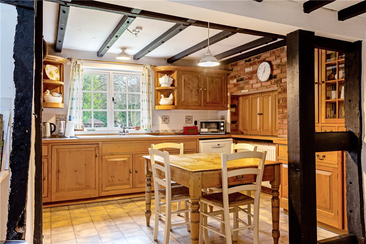4 bedroom Cottage, Sunton, Collingbourne Ducis, SN8 - Available, Image 3