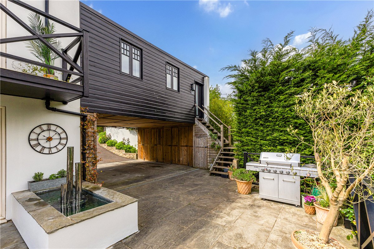 5 bedroom House, The Fairway, Devizes, SN10 - Available, Image 26