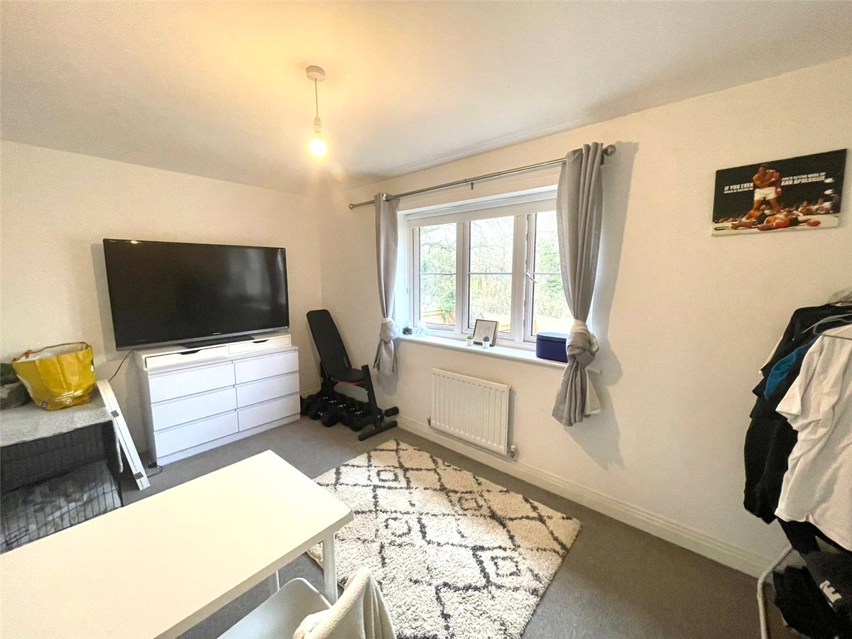 2 bedroom House, Merevale Close, Daventry, NN11 - , Image 5