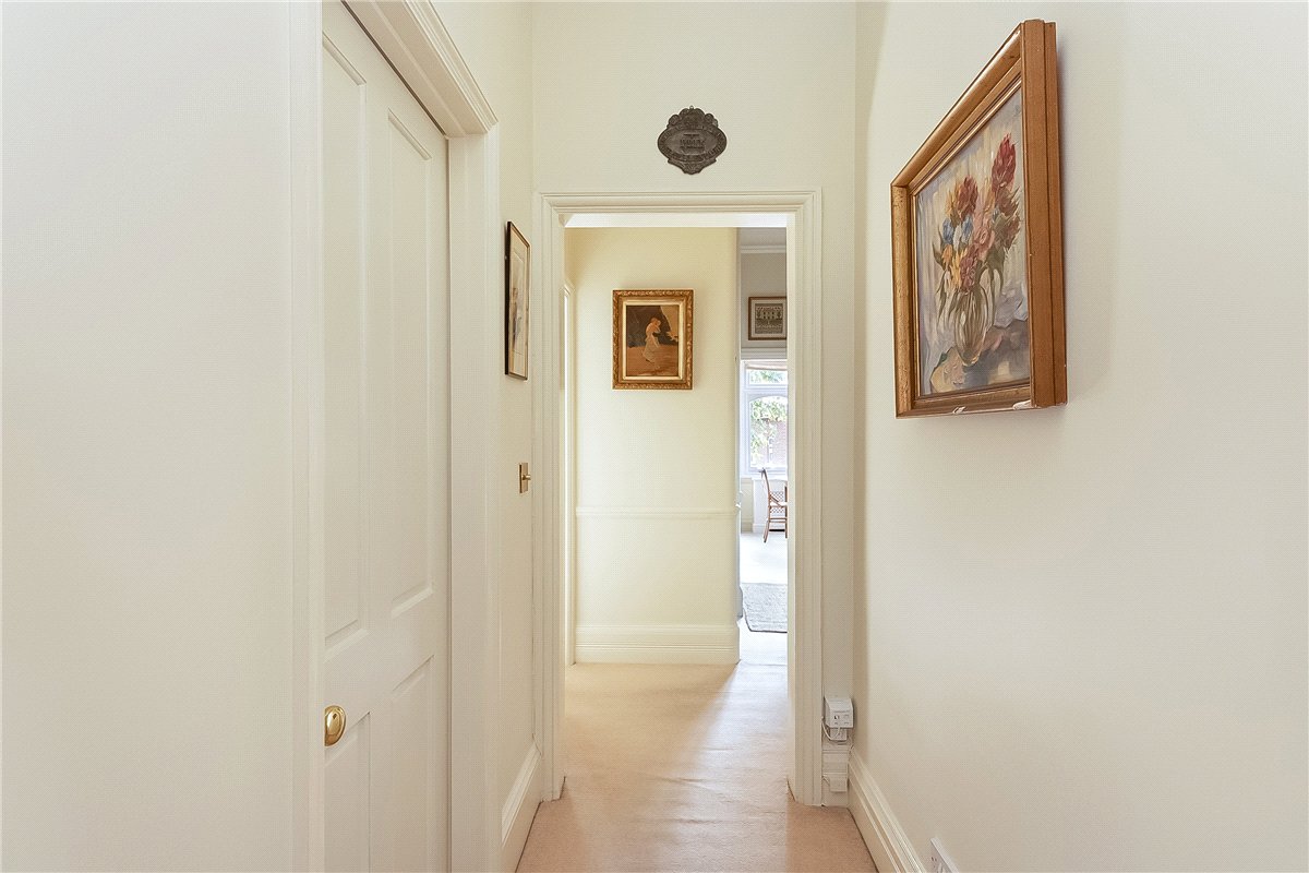2 bedroom Flat, Wexford Road, London, SW12 - Available, Image 12