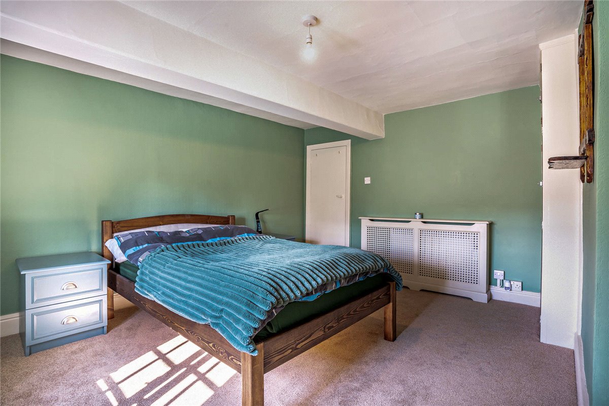 3 bedroom House, Main Street, West Tanfield, HG4 - Available, Image 2