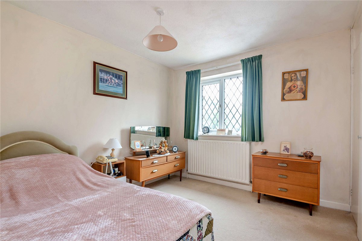 2 bedroom House, Poffley Place, Thatcham, RG19 - Sold STC, Image 7