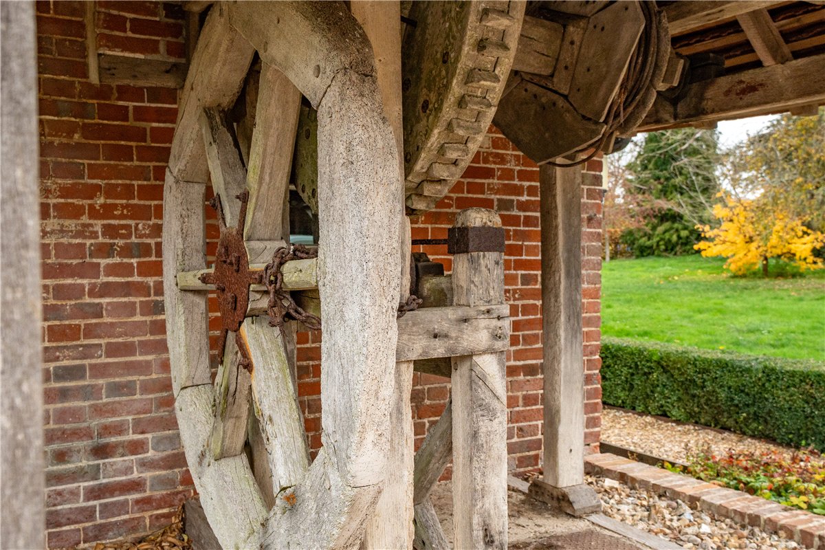 4 bedroom House, North Park Farm, Little Somborne, SO20 - Available, Image 21