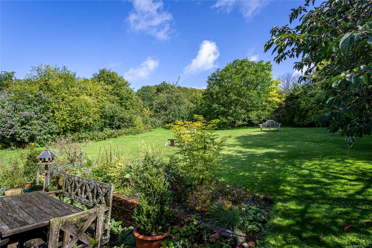 3 bedroom Cottage, Combe, Hungerford, RG17 - Let Agreed, Image 9