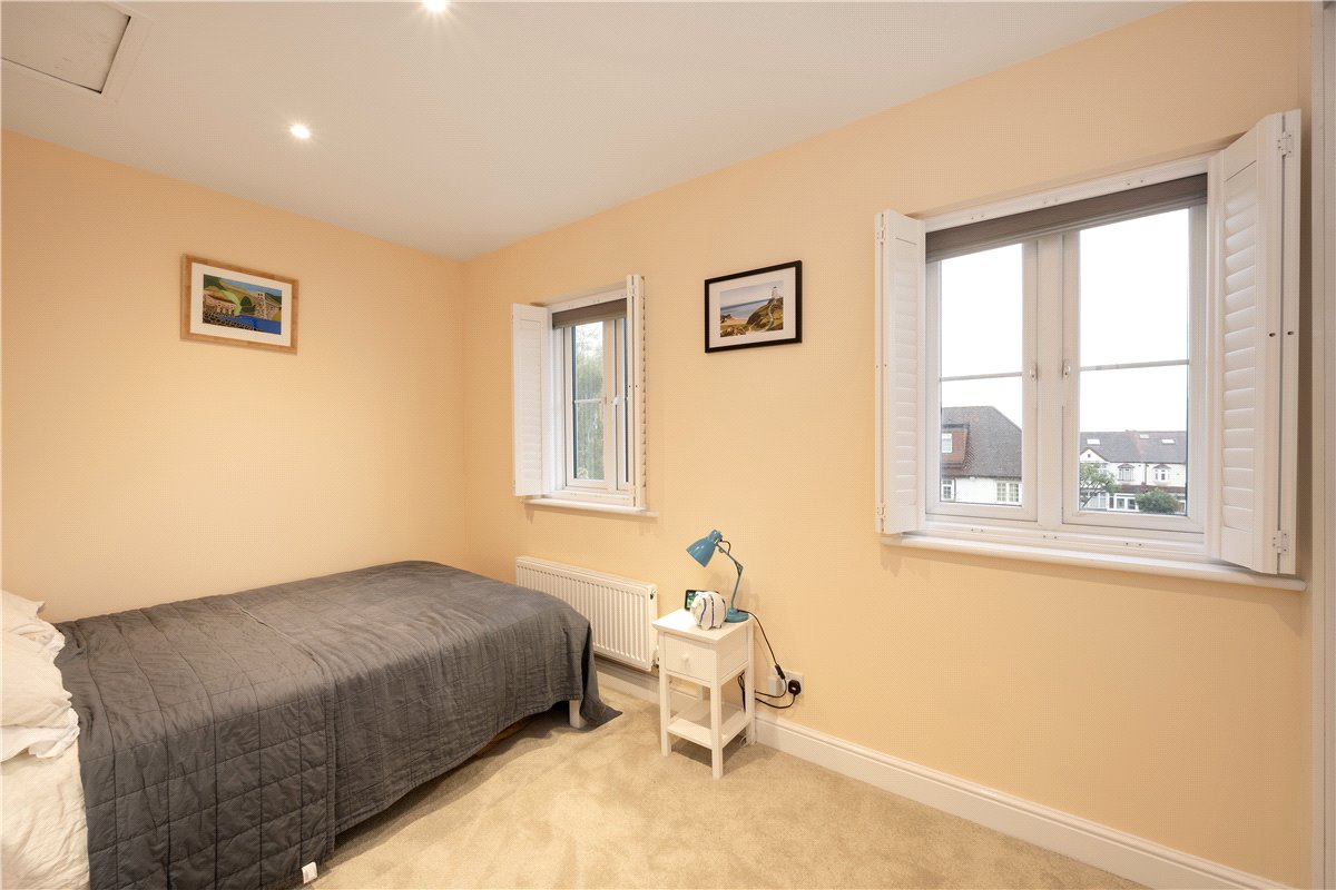 3 bedroom House, Bevin Square, London, SW17 - Sold, Image 14
