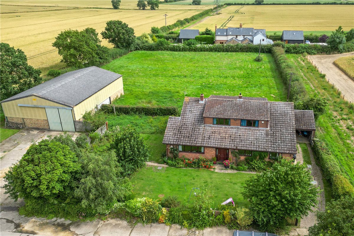 6 bedroom House, Lot 2 - Waterloo Farmhouse, Great Stukeley, PE28 - Available