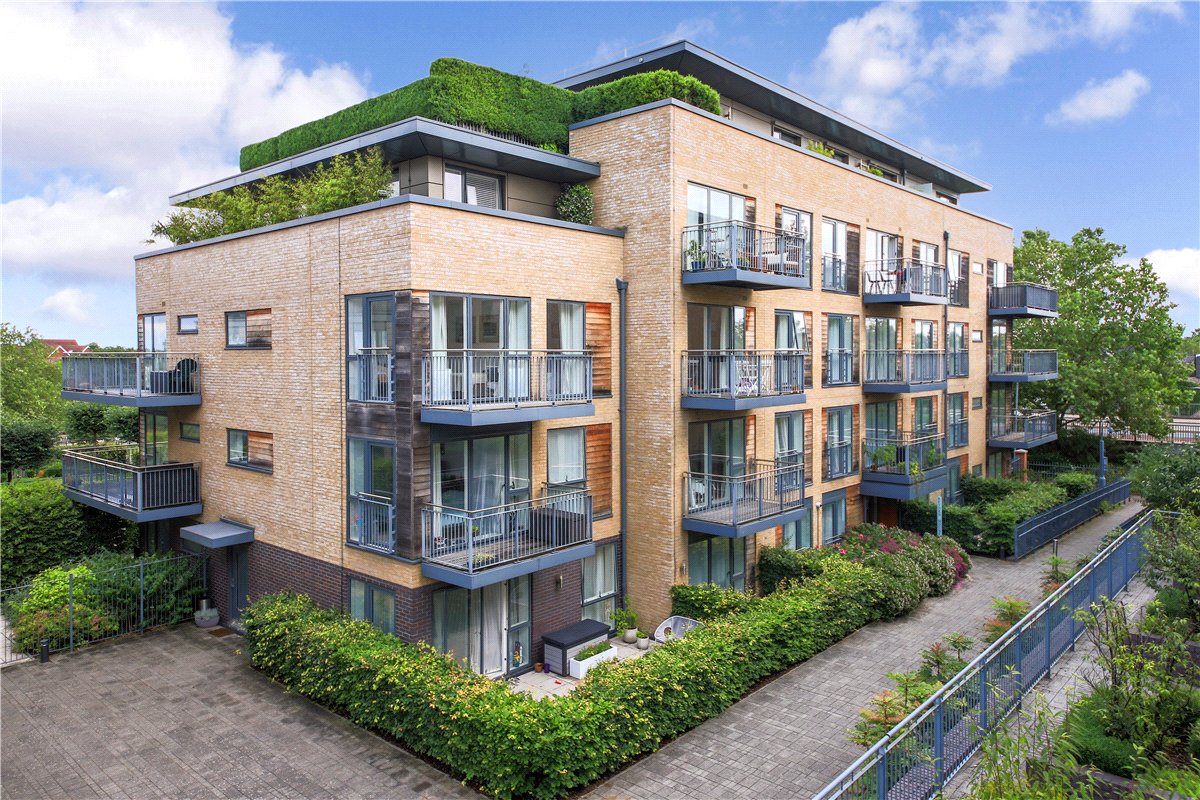 2 bedroom Flat, Kingsley Walk, Cambridge, CB5 - Available
