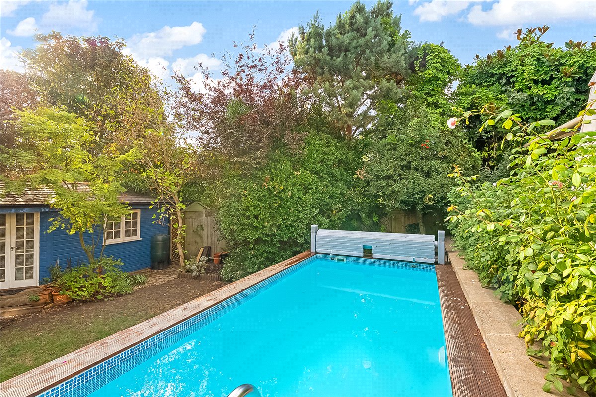 4 bedroom House, Ellerton Road, London, SW18 - Available, Image 2