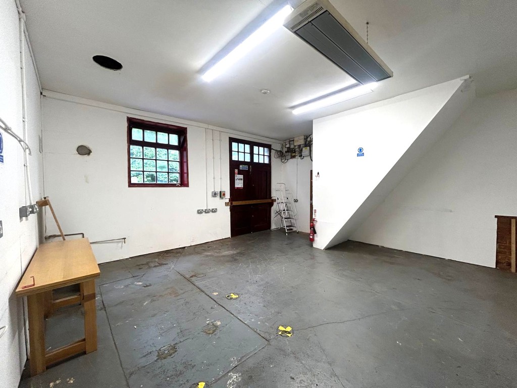 0 , Hollins Farm, Northallerton, DL6 - Available, Image 1