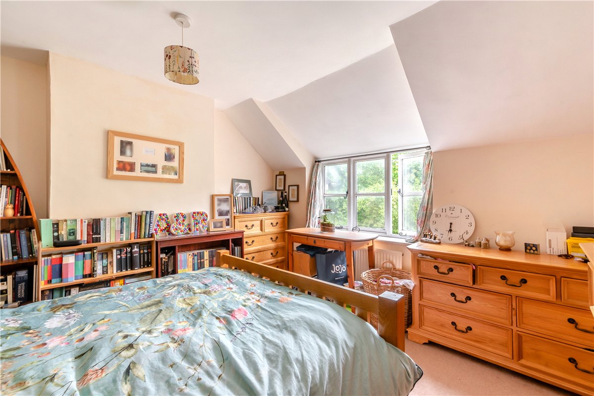 2 bedroom House, Crawley, Winchester, SO21 - Sold, Image 3