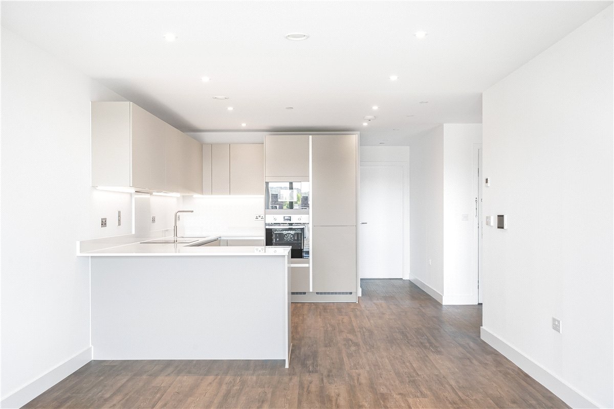 2 bedroom Flat, Munda Way, Oxford, OX2 - Let Agreed
