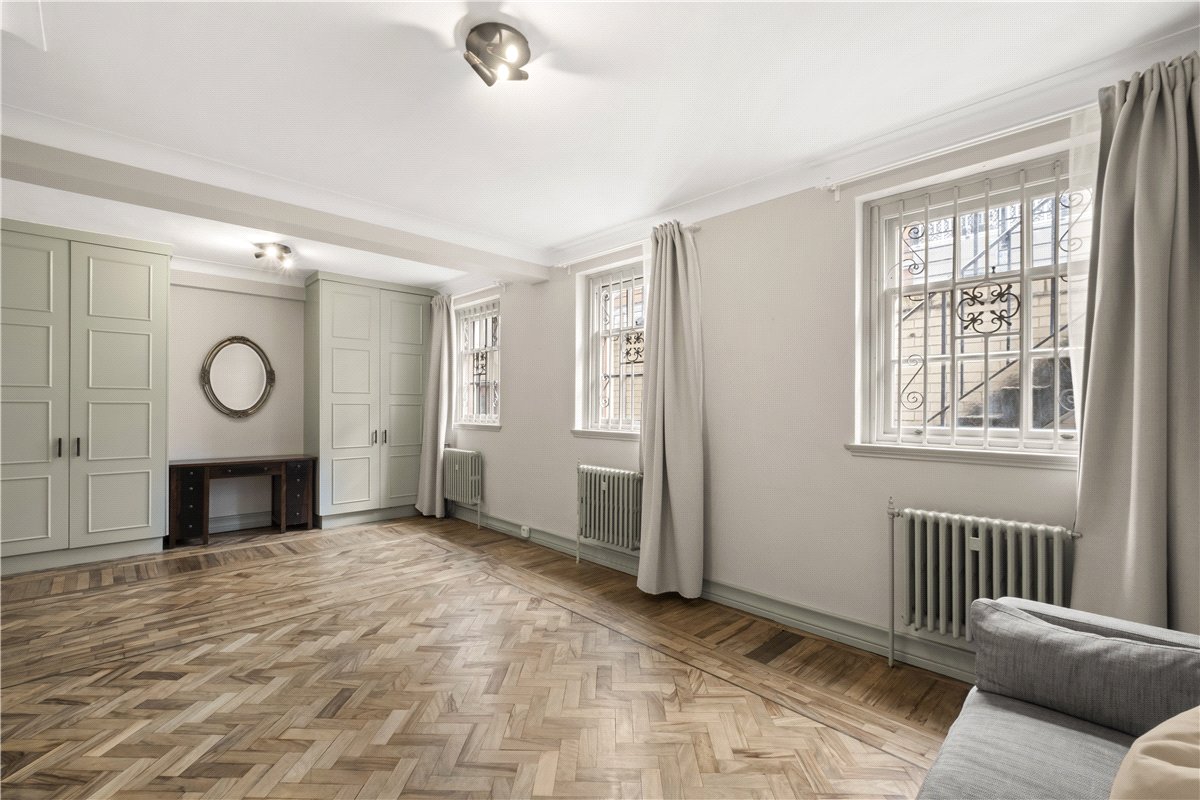 2 bedroom Flat, Wimpole Street, London, W1G - Available