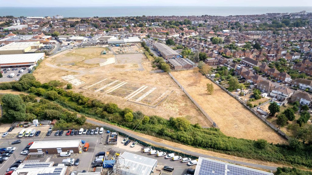 10.42 acres, Finmere Street, Eastbourne, BN22 - Available, Image 1