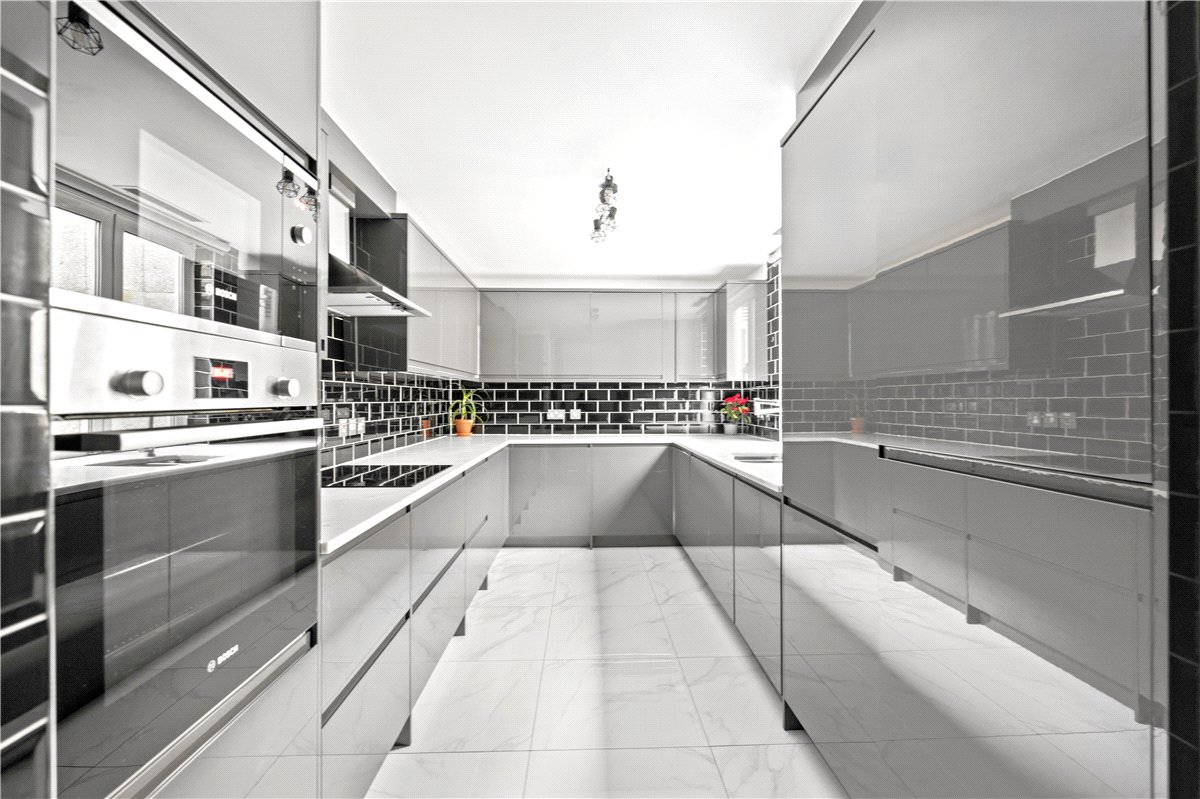 3 bedroom Flat, Porchester Gate, Bayswater Road, W2 - Available, Image 14