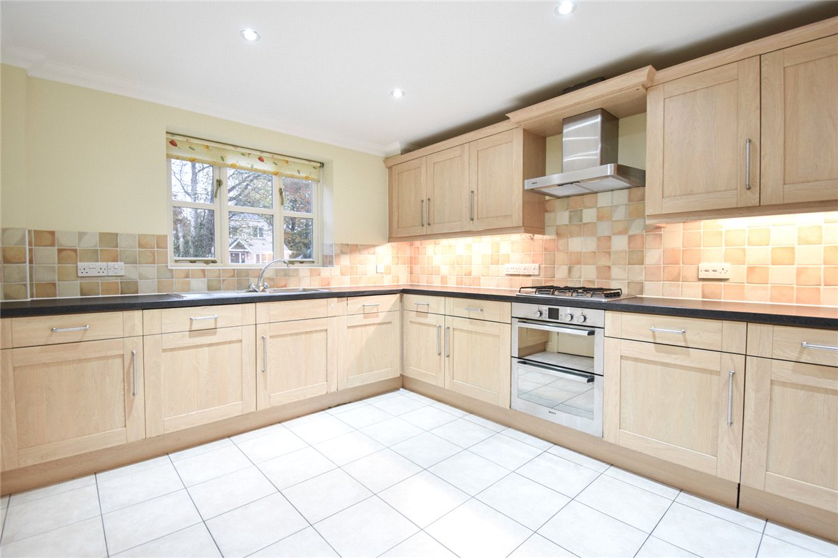 3 bedroom House, Forge End, Oakington, CB24 - , Image 1