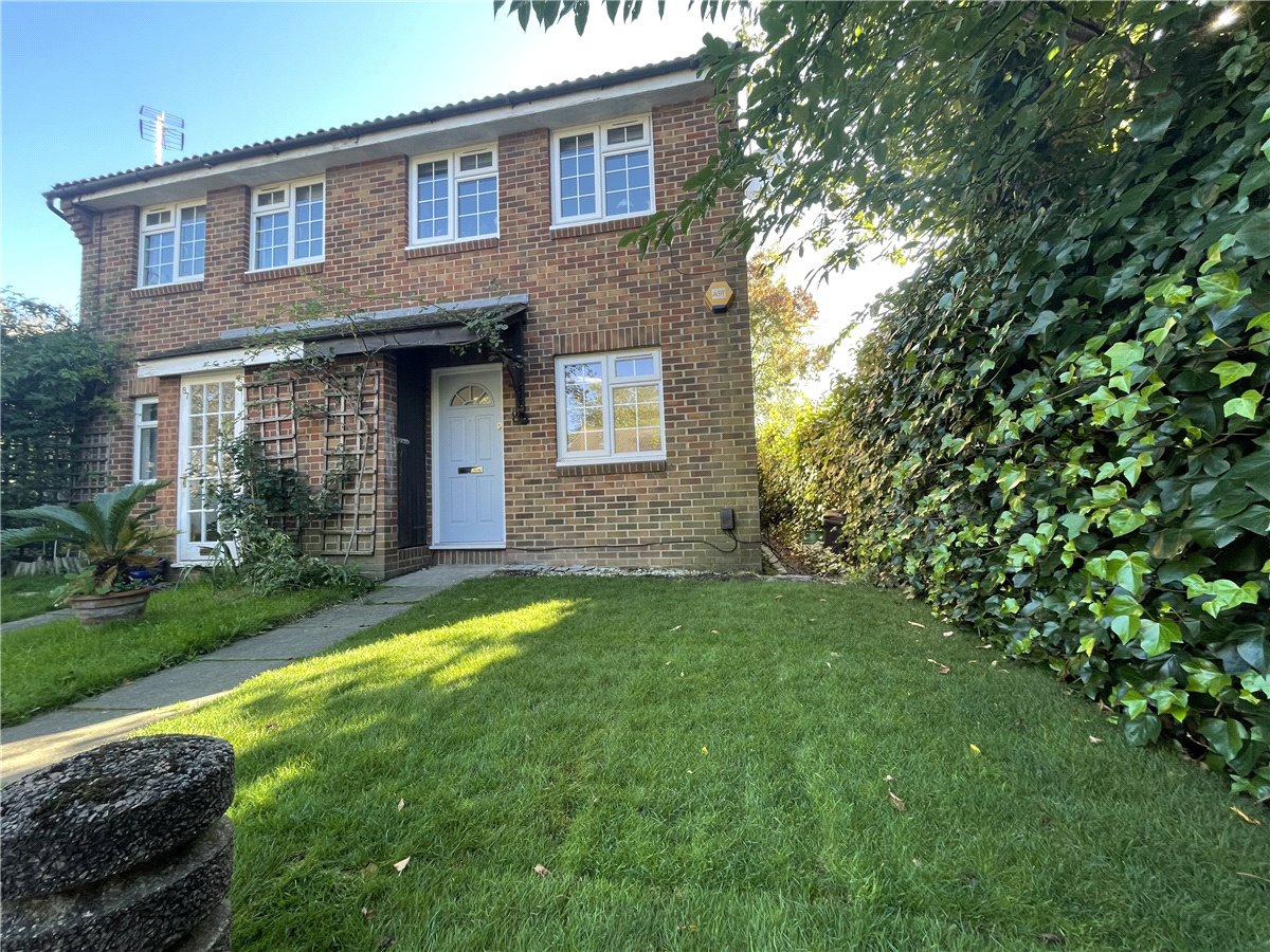 1 bedroom Flat, College Gardens, London, SW17 - Sold, Image 1