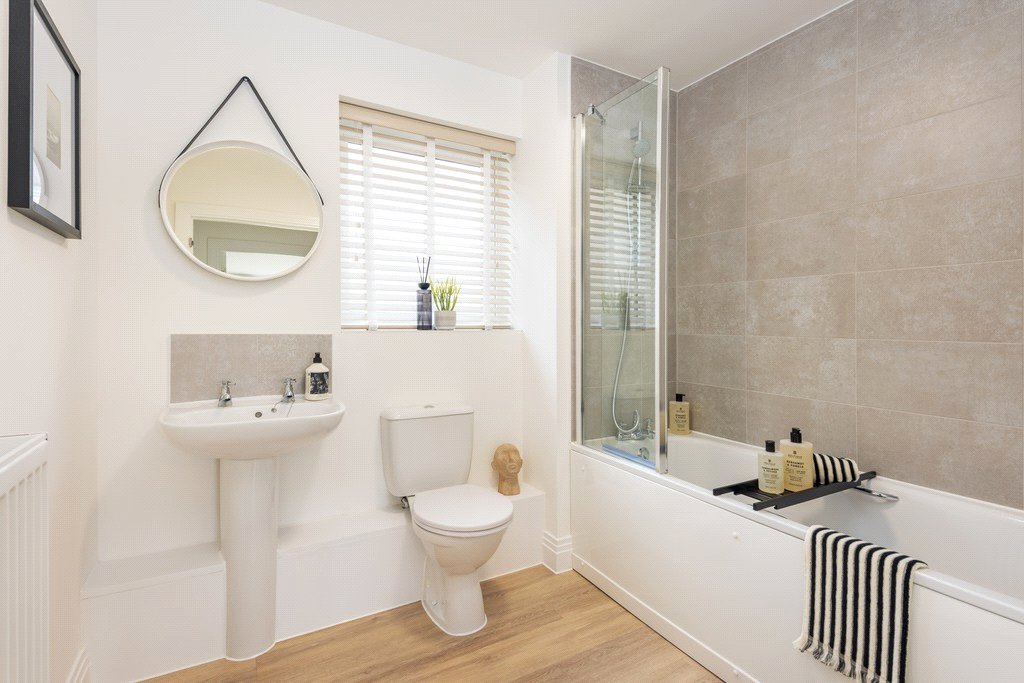 2 bedroom Flat, Massingham Way, Waterbeach, CB25 - Available, Image 2