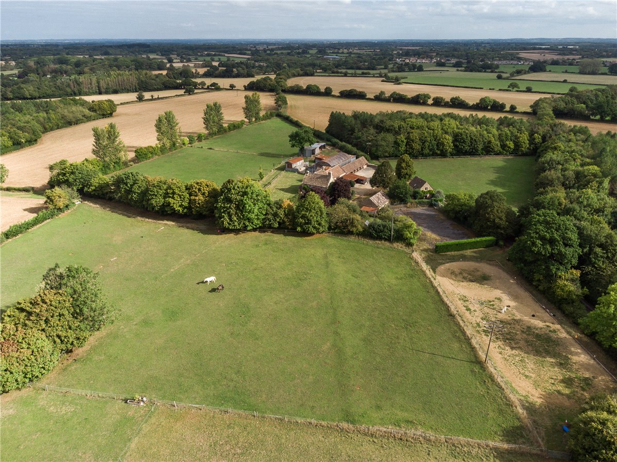 5 bedroom House, Kington St. Michael, Chippenham, SN14 - Sold