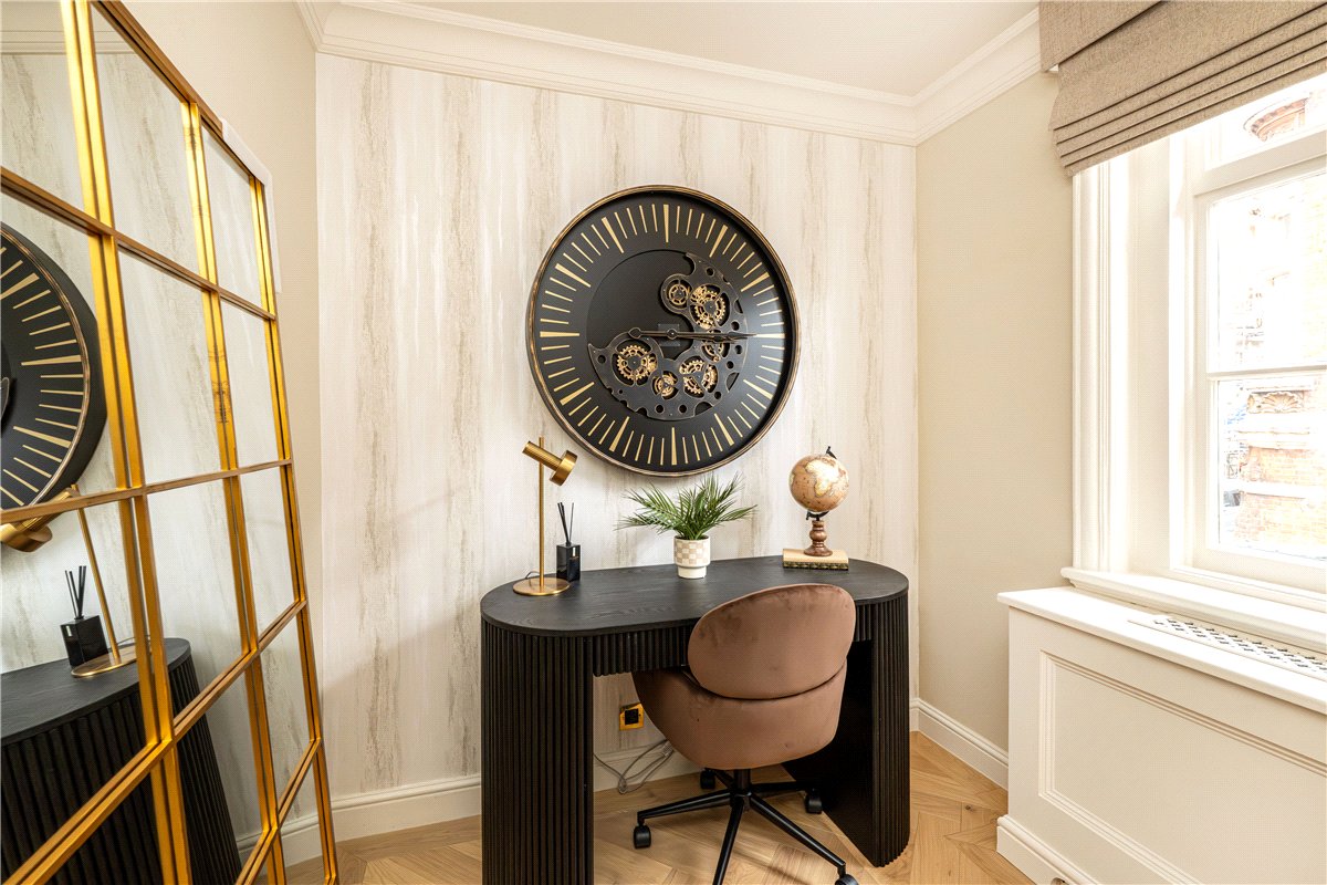 3 bedroom House, Woods Mews, Mayfair, W1K - Available, Image 22