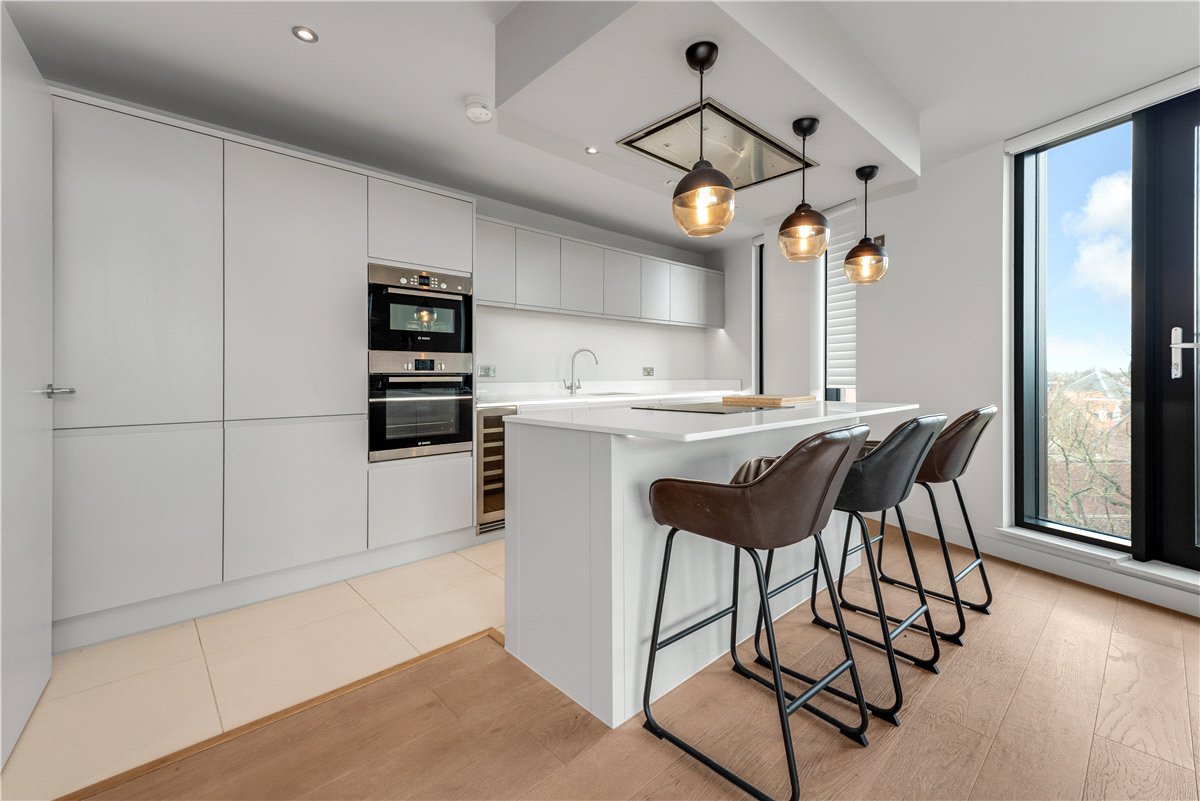 2 bedroom Flat, The Stonebow, York, YO1 - Available, Image 1