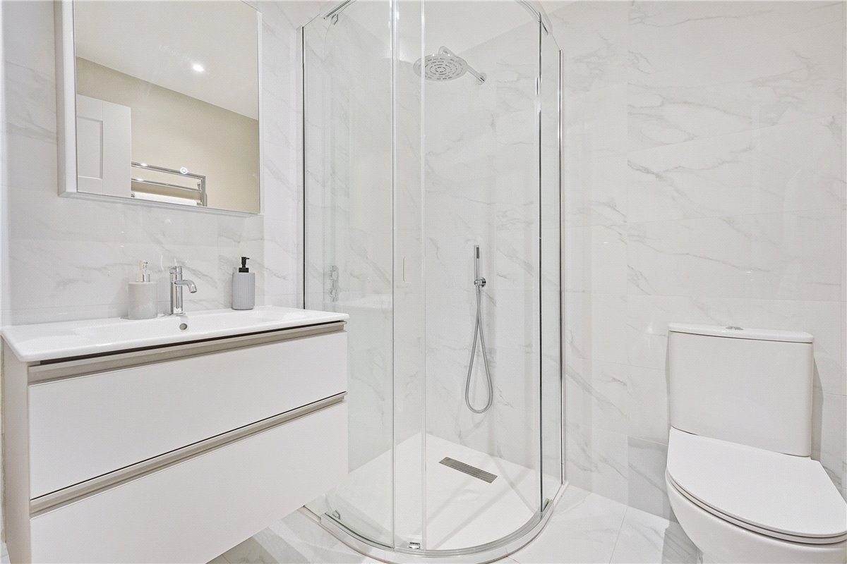 2 bedroom Maisonette, Beaufort Gardens, Knightsbridge, SW3 - Available, Image 3