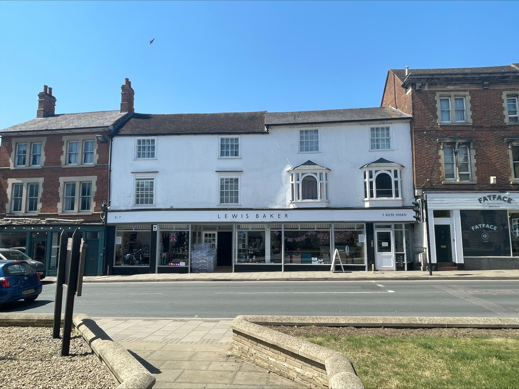 5005 Sq Ft, 5-7 Bridge Street, Abingdon, OX14 - Available