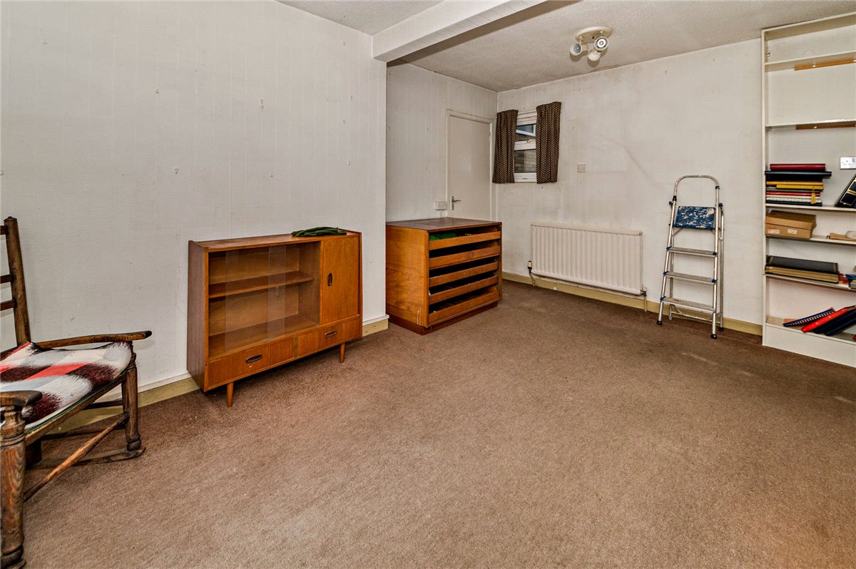 3 bedroom House, Cheriton Close, Newbury, RG14 - Sold, Image 8