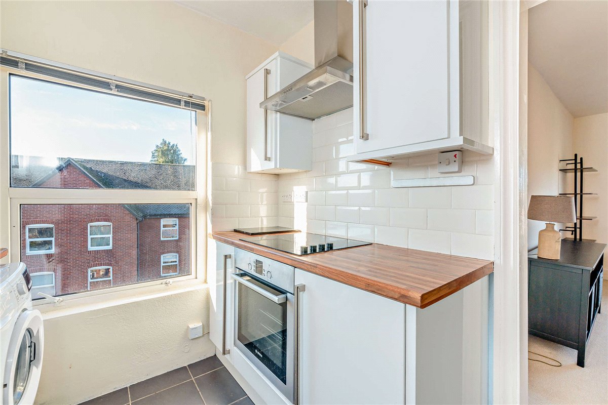 1 bedroom Flat, London Road, Newbury, RG14 - Sold, Image 4