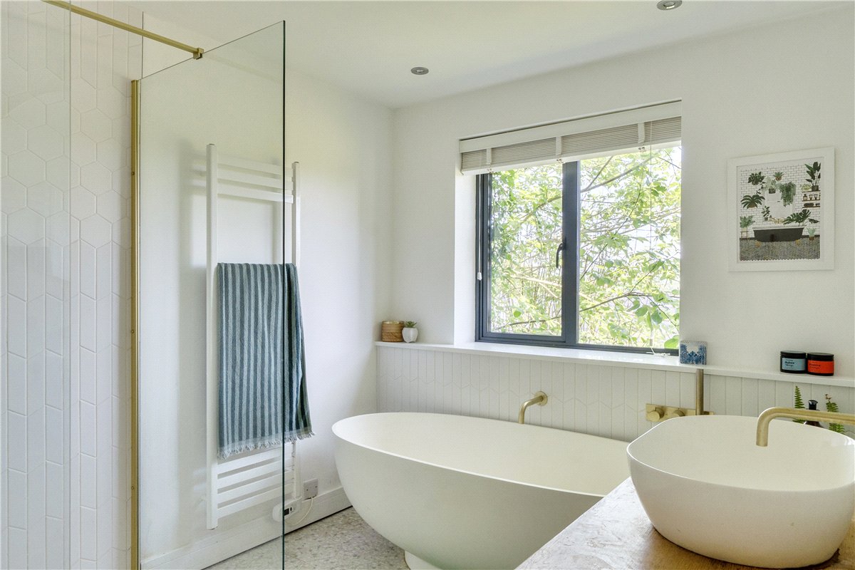 4 bedroom House, Corston, Bath, BA2 - Available, Image 12