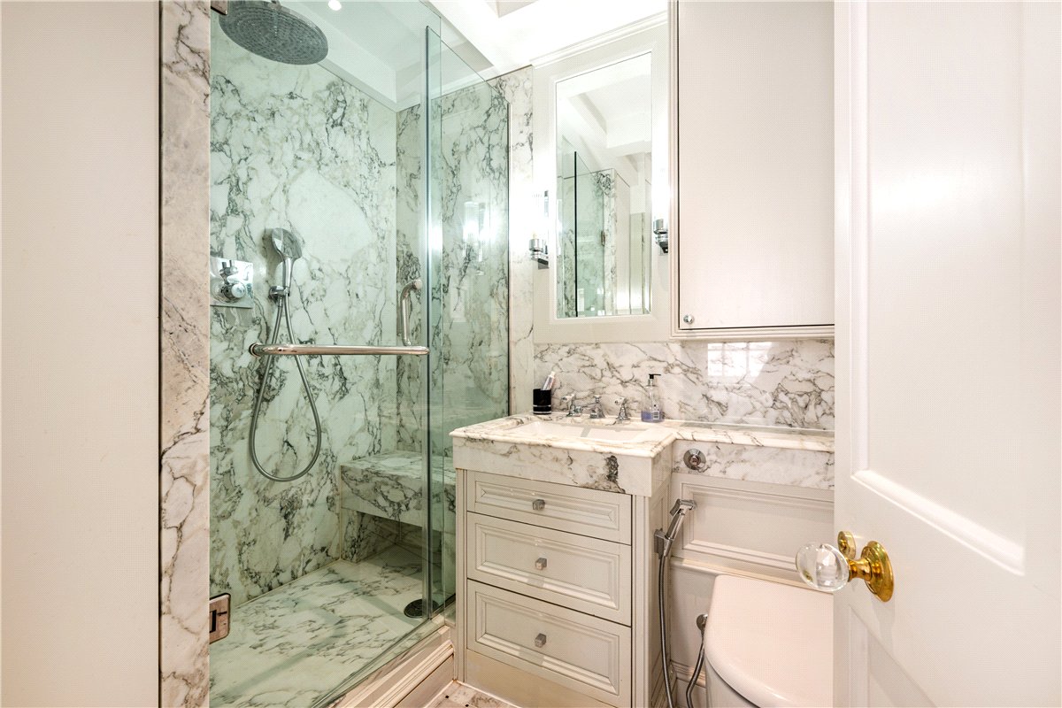 7 bedroom House, Upper Brook Street, Mayfair, W1K - Available, Image 23