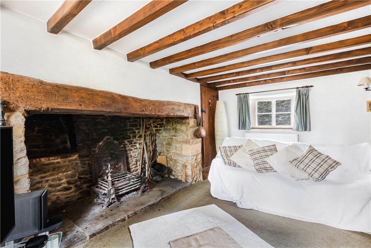2 bedroom Cottage, Church Road, Hinton Waldrist, SN7 - Available, Image 4