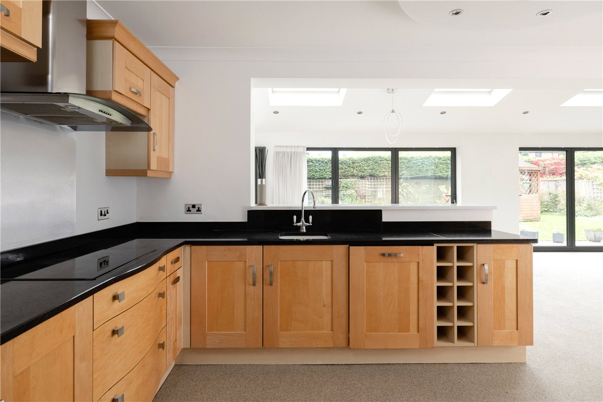 6 bedroom House, Allerthorpe, York, YO42 - Available, Image 18