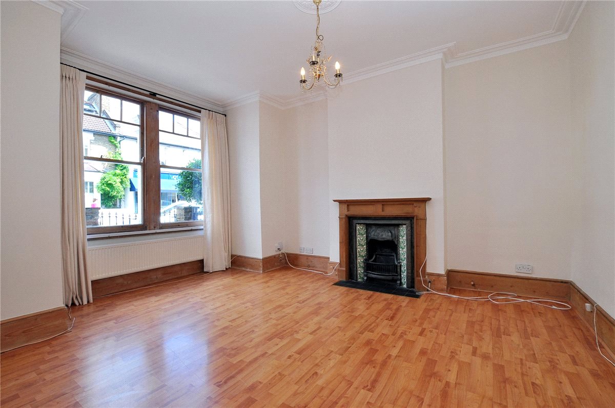 4 bedroom House, White Hart Lane, Barnes, SW13 - Sold