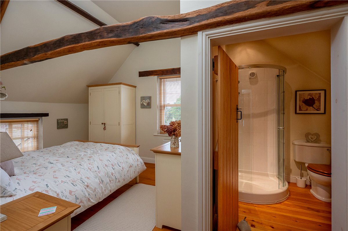 5 Bedroom Single Family Home/House's Image 19