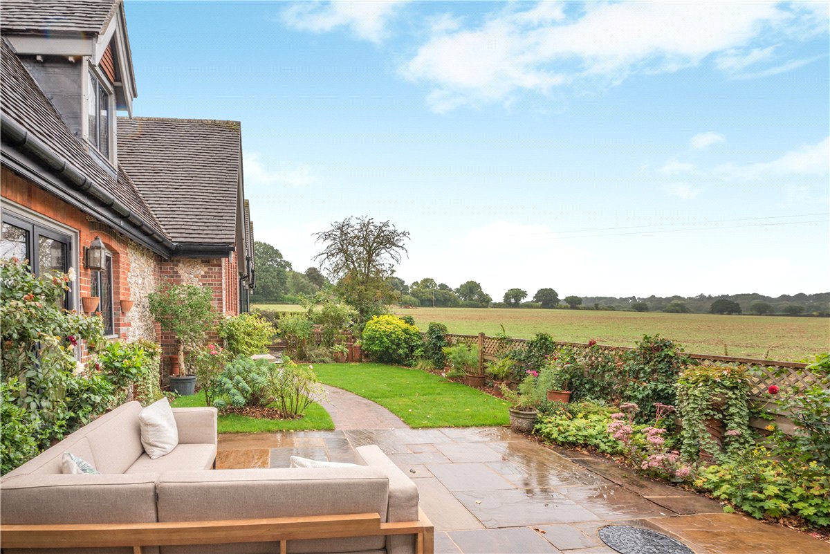 4 bedroom House, Woodlands, Bramdean, SO24 - Available, Image 18