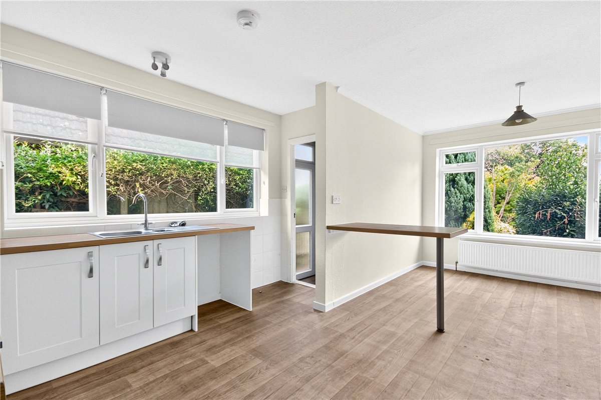 4 bedroom House, Cromwell Lane, Burton Green, CV8 - Available, Image 1