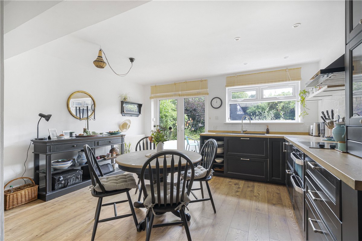 4 bedroom House, Keens Close, Enstone, OX7 - Sold STC, Image 10