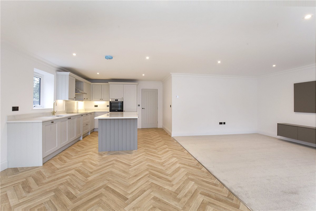 2 bedroom Flat, Wayside Crescent, Harrogate, HG2 - Available, Image 11