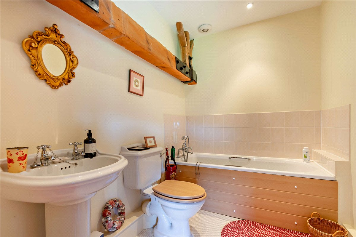 11 bedroom House, Healey, Ripon, HG4 - Available, Image 11