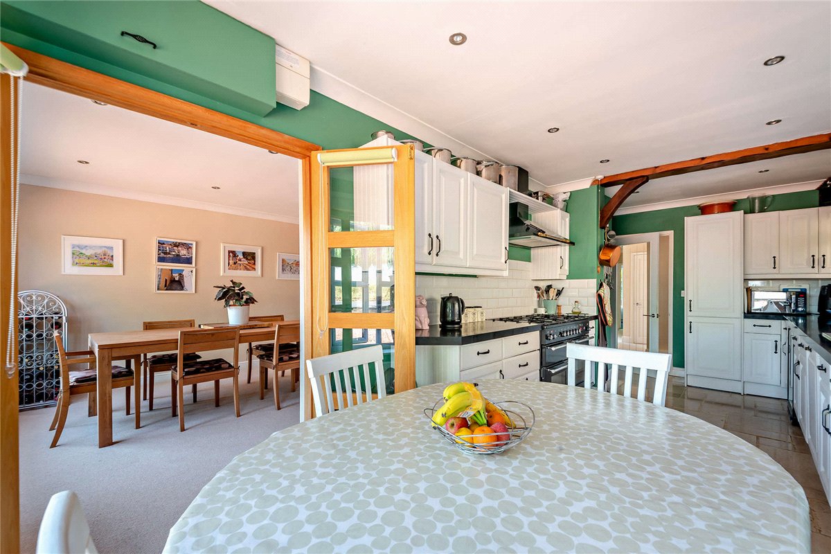 4 bedroom House, Overton Road, Micheldever Station, SO21 - Available, Image 6