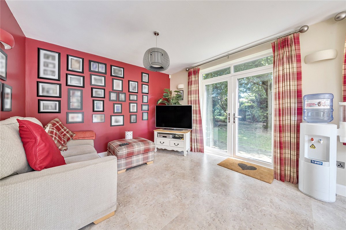 5 bedroom House, Leaze Road, Marlborough, SN8 - Available, Image 6