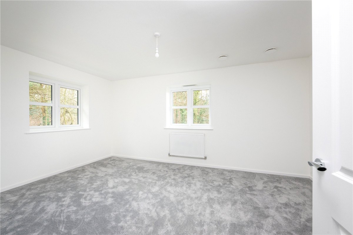 1 bedroom House, Princess Gardens, Bishops Green, RG20 - Available, Image 8