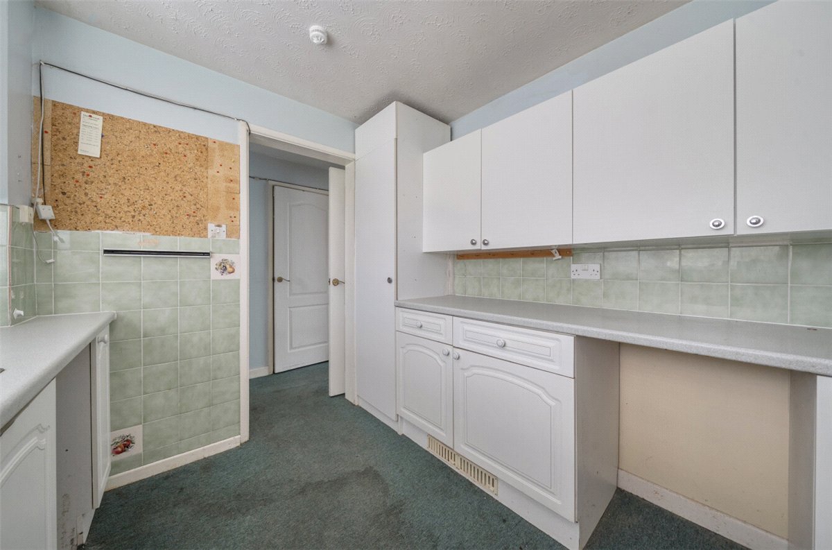 3 bedroom House, Kennet Mews, Marlborough, SN8 - Sold STC, Image 8