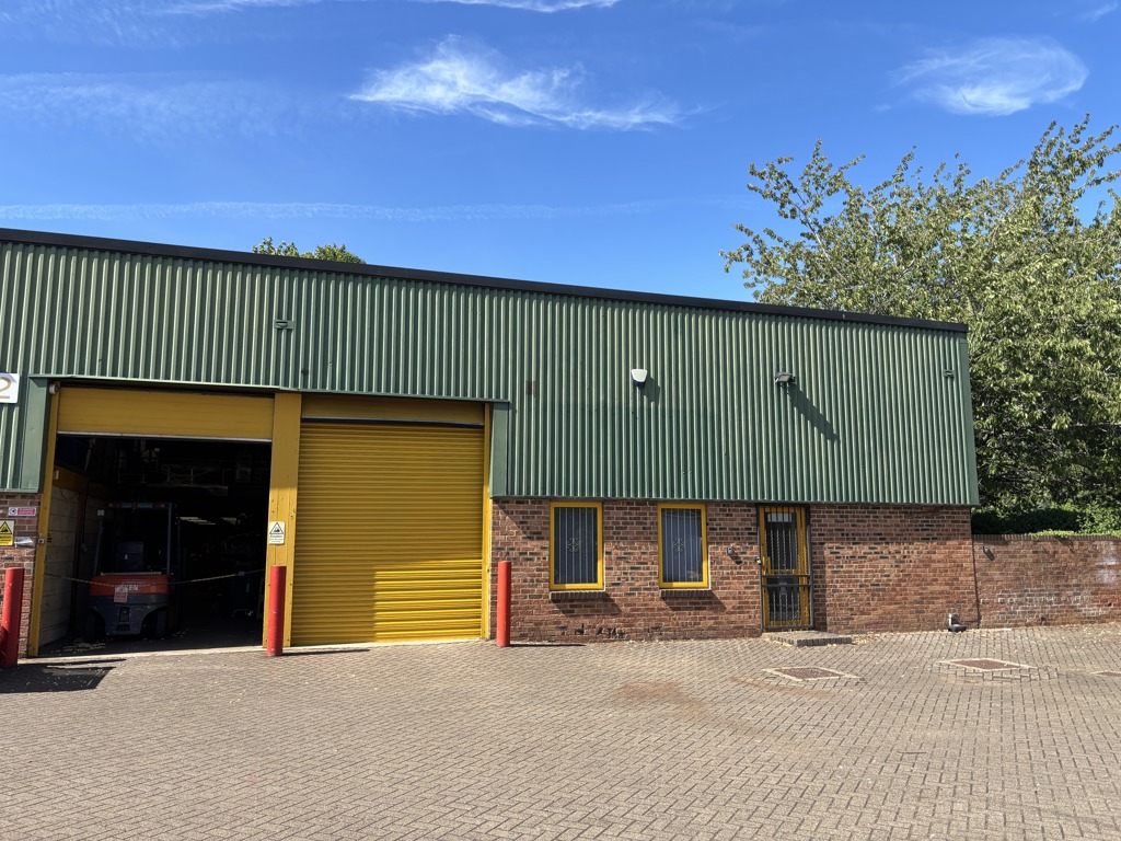 2969 Sq Ft, Pipers Lane, Thatcham, RG19 - Available