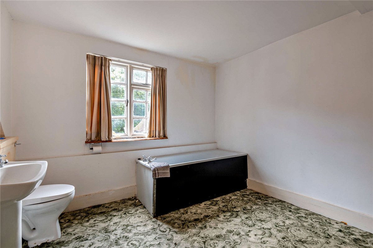 6 bedroom House, Burys Bank Road, Greenham, RG19 - Sold STC, Image 7