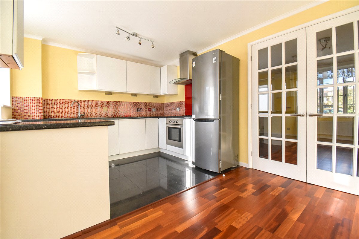 3 bedroom House, Tamarin Gardens, Cherry Hinton, CB1 - Available, Image 2