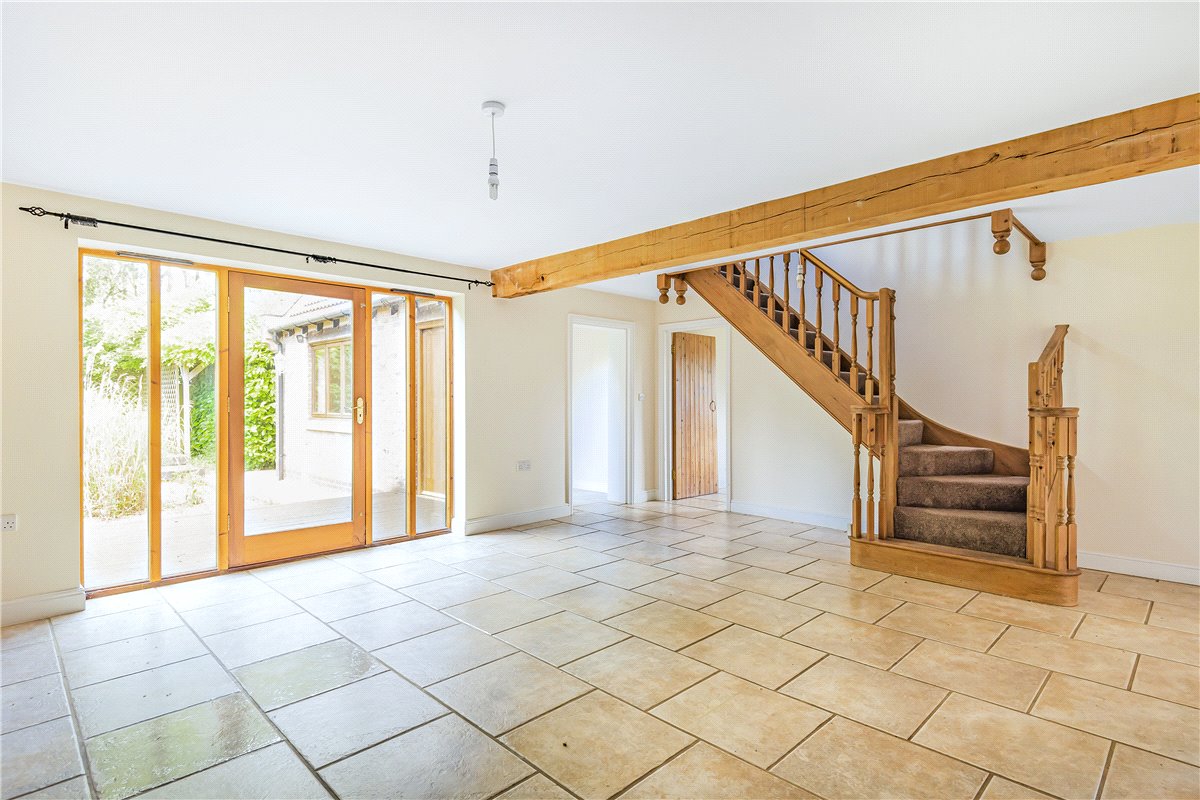 5 bedroom House, Salmon Lane, Kirkby-in-Ashfield, NG17 - Available, Image 2